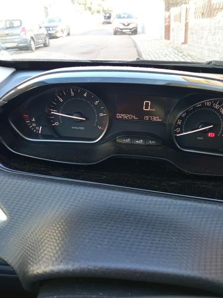 Peugeot 2008 • 2019 • 28,000 km 7