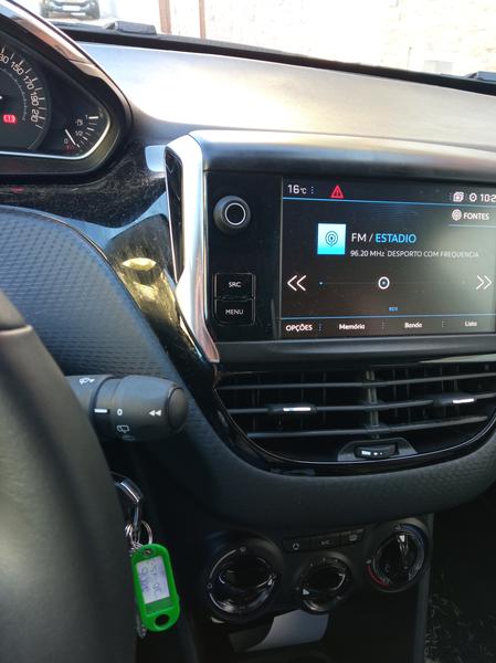 Peugeot 2008 • 2019 • 28,000 km 3