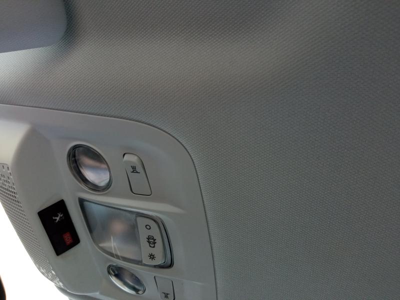 Peugeot 2008 • 2019 • 28,000 km 5