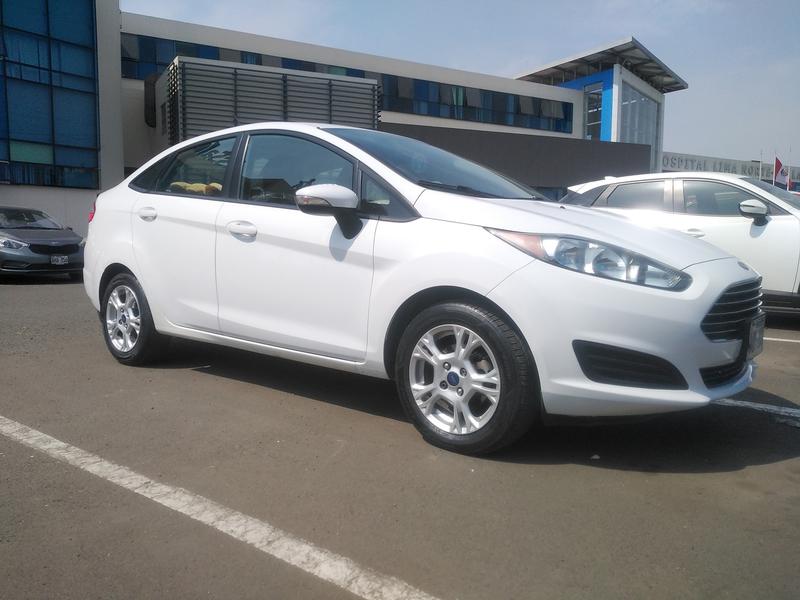 Ford Fiesta • 2015 • 57,000 km 2