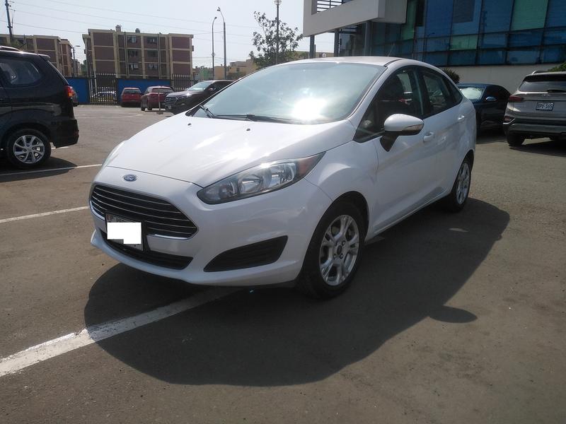 Ford Fiesta • 2015 • 57,000 km 3