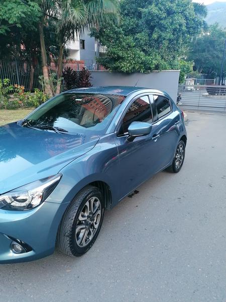 Mazda 2 • 2016 • 43,300 km 6