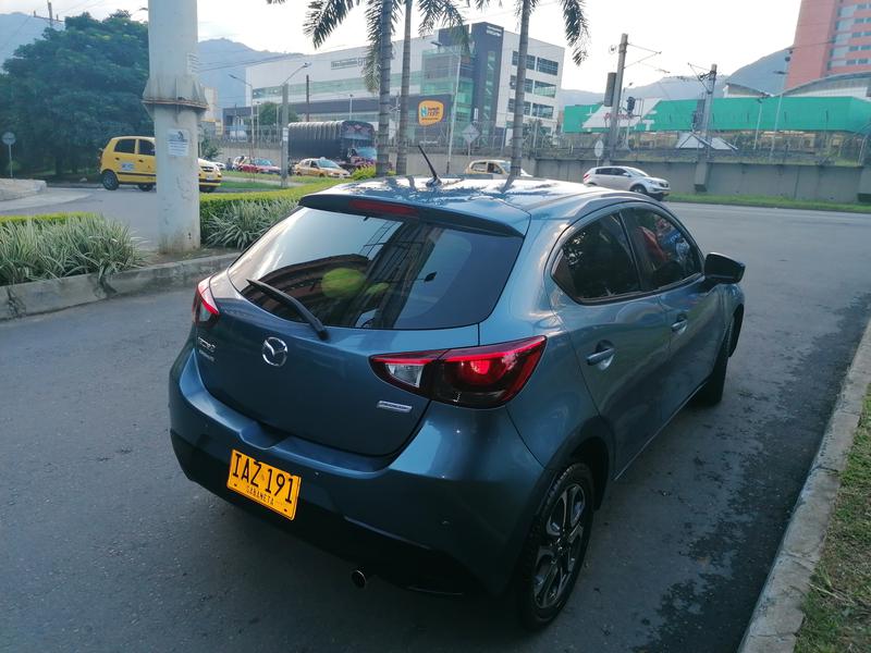 Mazda 2 • 2016 • 43,300 km 13