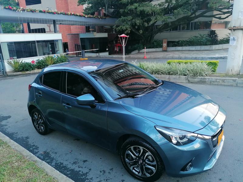 Mazda 2 • 2016 • 43,300 km 4