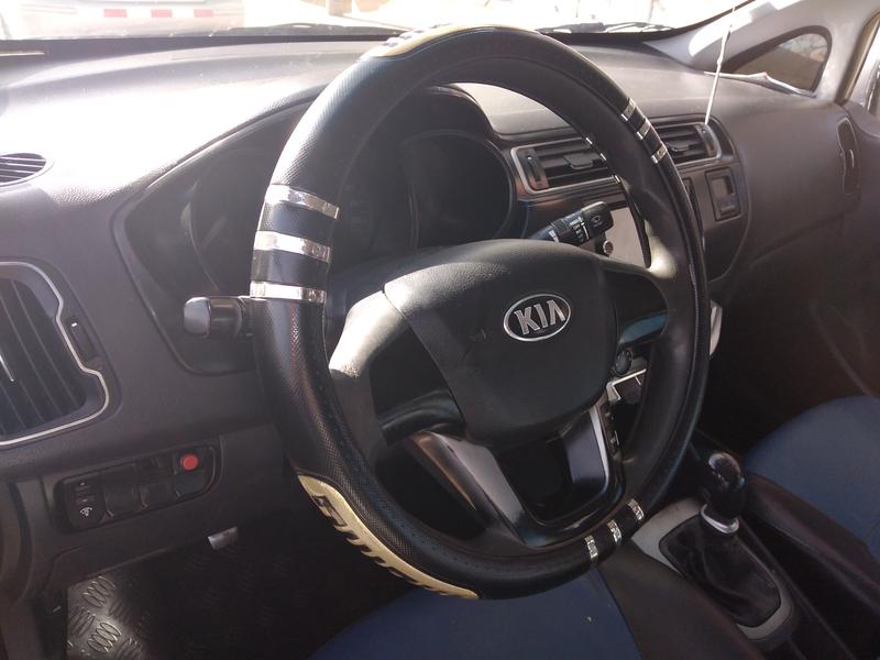 Kia Rio • 2015 • 131,000 km 3