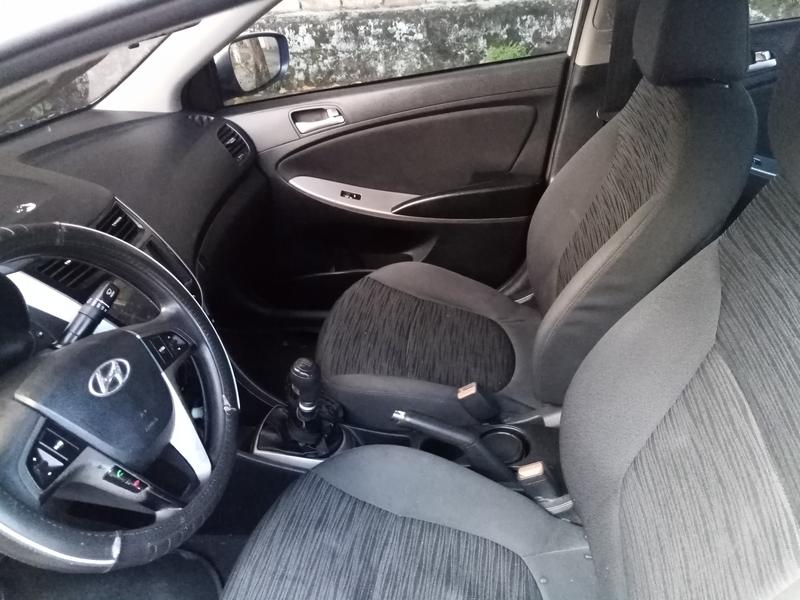 Hyundai  • 2015 • 150,000 km 2