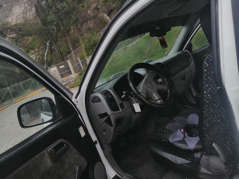 Chevrolet Luv • 2008 • 233,985 km 1