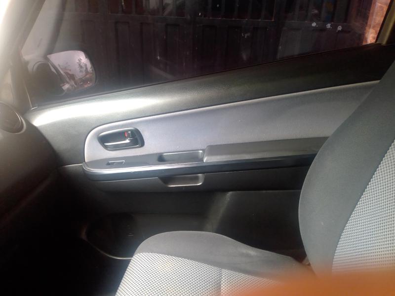 Suzuki Grand Vitara • 2009 • 97,000 km 2