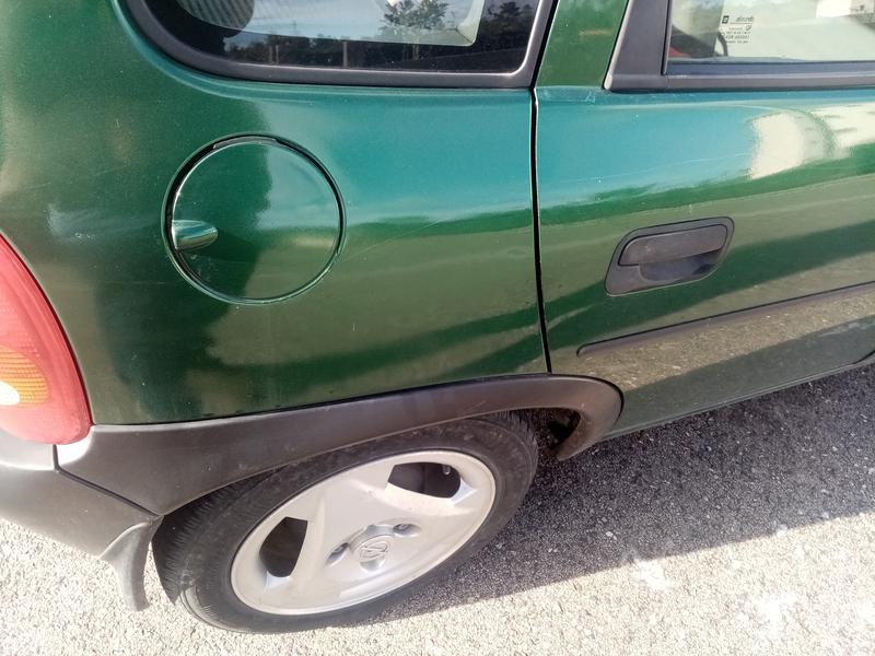 Opel Corsa • 1994 • 28,760 km 8