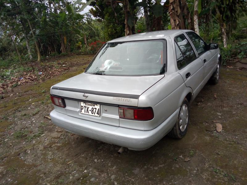 Nissan Sentra • 1998 • 230,000 km 1