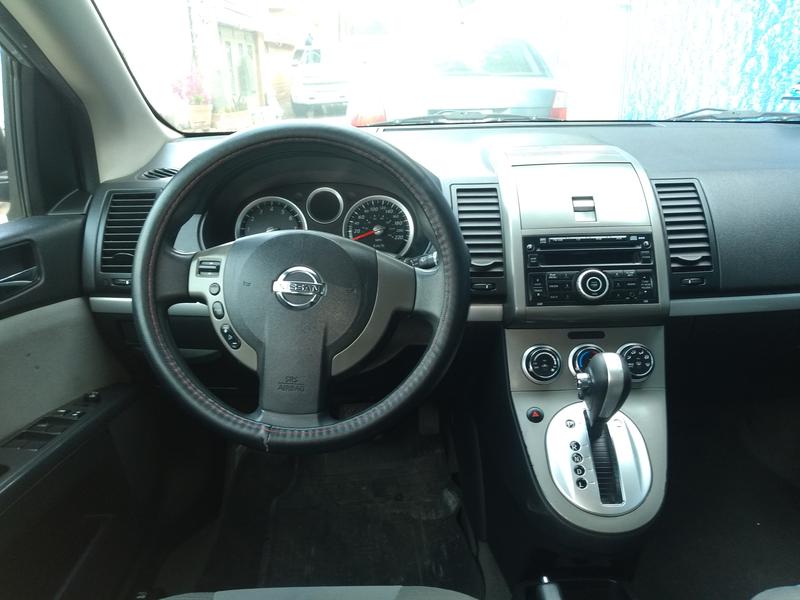 Nissan Sentra 2.0 • 2011 • 100,000 km 3