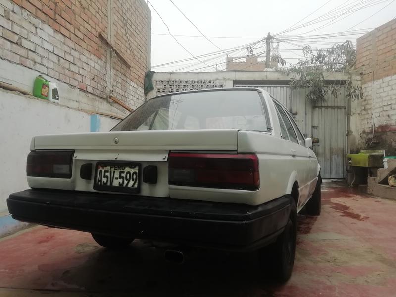 Nissan Sentra • 1988 • 29,000 km 2