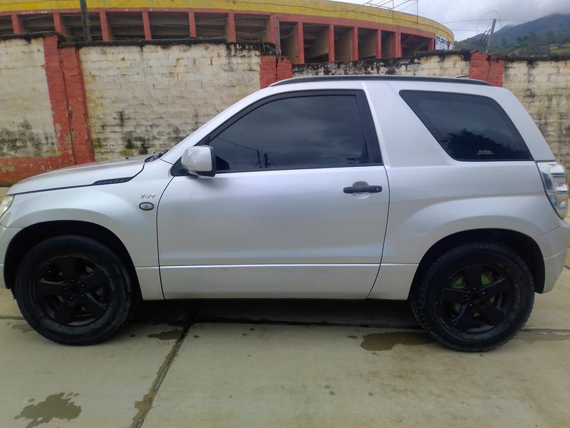 Suzuki Grand Vitara • 2009 • 97,000 km 1