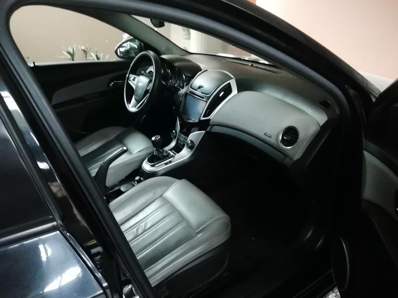 Chevrolet Cruze HB • 2012 • 37,000 km 4