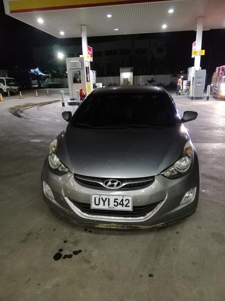 Hyundai Elantra • 2012 • 80,000 km 4