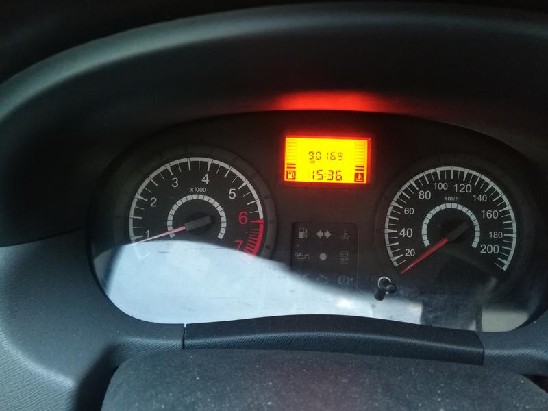 Renault Logan • 2013 • 90,000 km 4