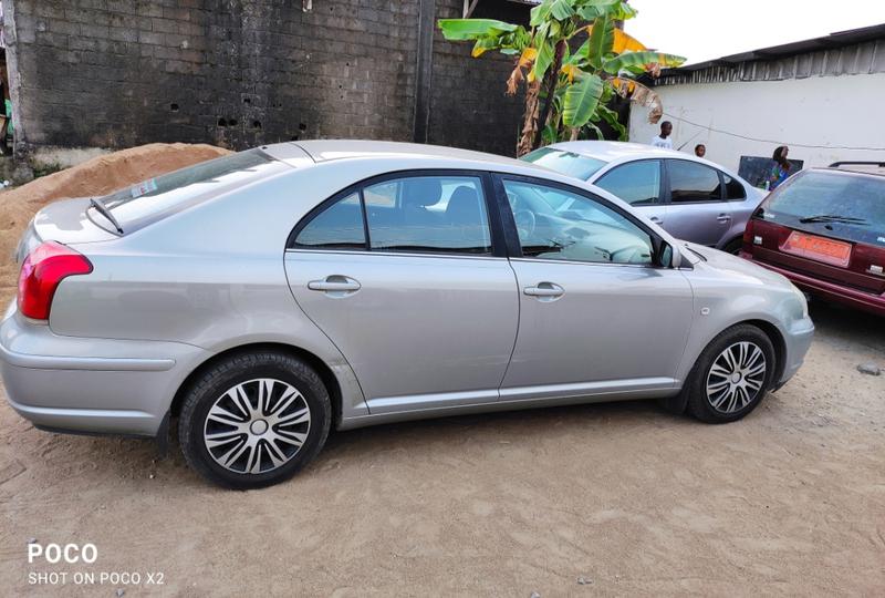 Toyota Avensis • 2004 • 148,000 km 4