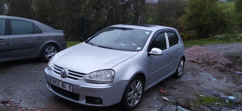 Volkswagen Golf • 2004 • 390,000 km 3