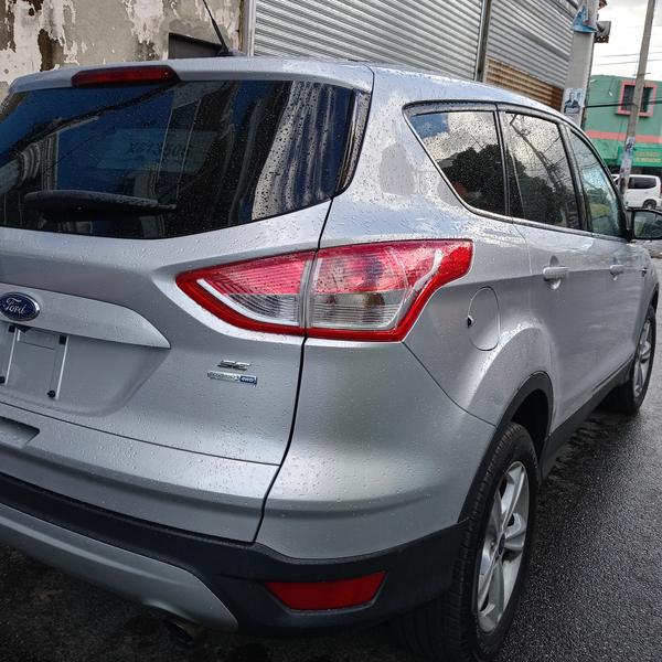 Ford Escape • 2015 • 121,000 km 1