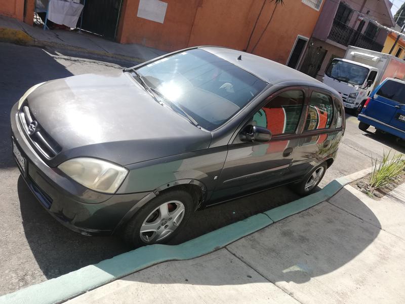 Chevrolet Corsa • 2006 • 90,000 km 3