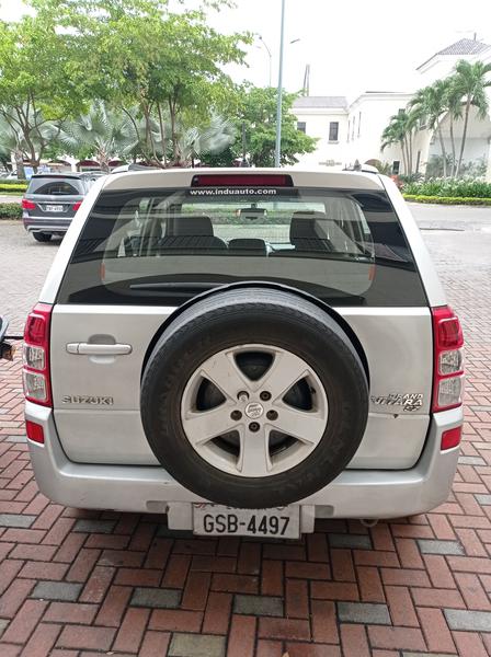 Suzuki Grand Vitara • 2011 • 300,000 km 1
