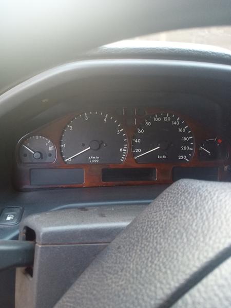 Land Rover Range Rover • 2000 • 170,000 km 5