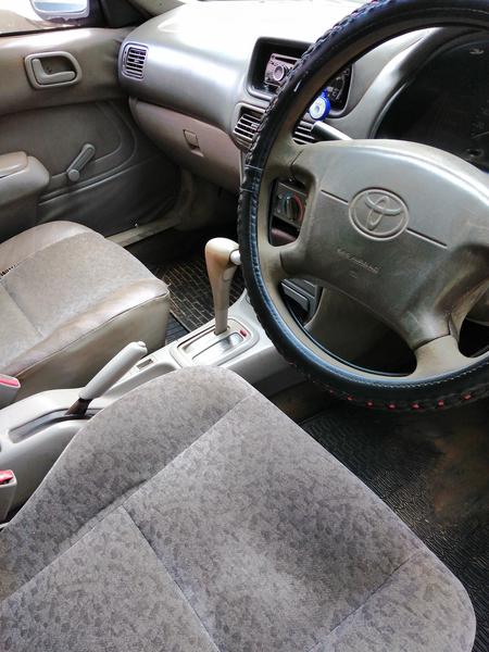 Toyota Corolla • 1998 • 122,000 km 6