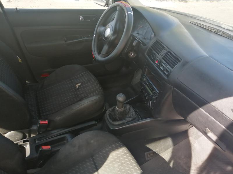 Volkswagen  • 2001 • 400,000 km 3