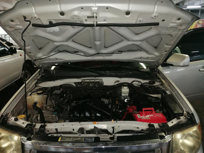 Ford Escape • 2008 • 124,268 km 12