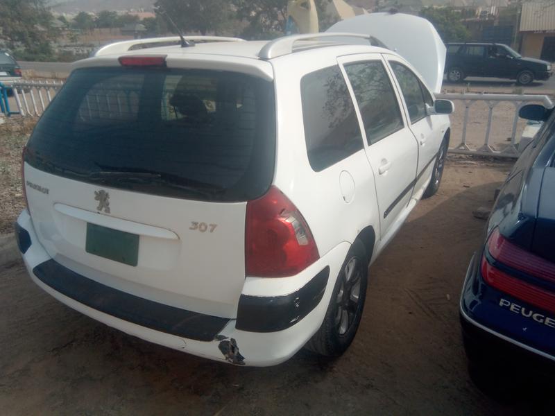 Peugeot 307 SW • 2006 • 300,000 km 2