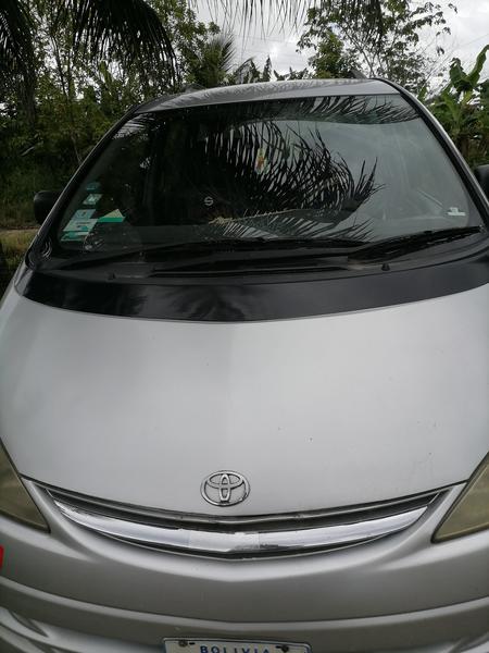 Toyota 4 Runner Limited • 2004 • 300,045 km 3