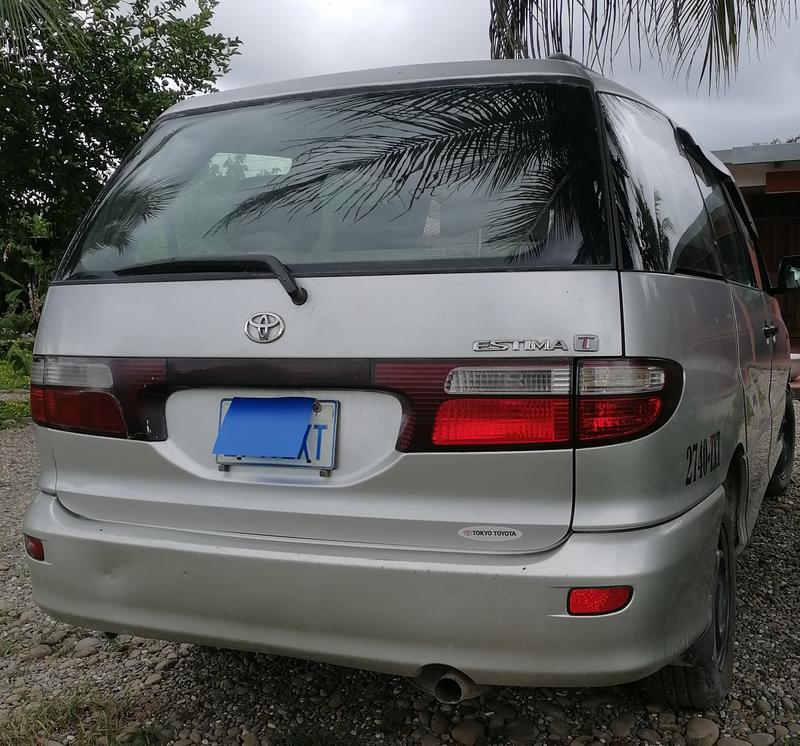 Toyota 4 Runner Limited • 2004 • 300,045 km 2