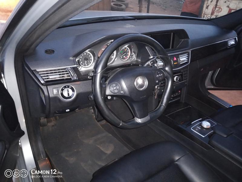 Mercedes-Benz E • 2010 • 75,000 km 8