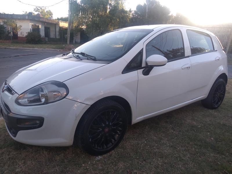 Fiat Punto • 2013 • 115,000 km 2