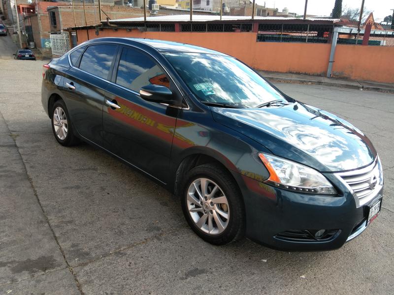 Nissan Sentra • 2015 • 90,000 km 3