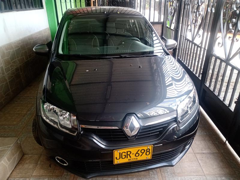 Renault Logan • 2017 • 10,000 km 2