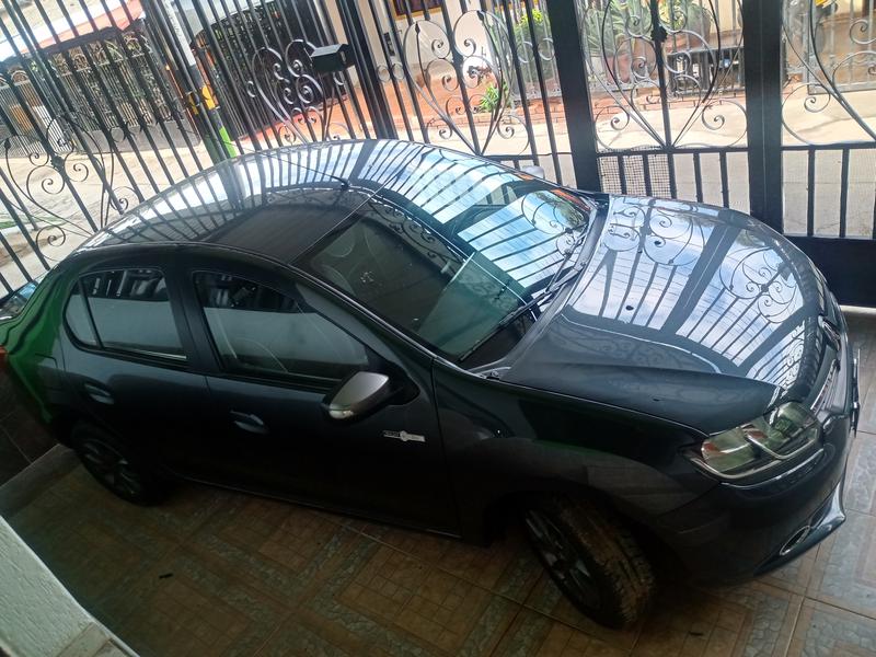 Renault Logan • 2017 • 10,000 km 7