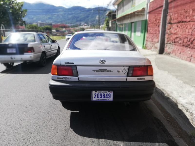 Toyota Corolla sedan • 1994 • 380,000 km 1