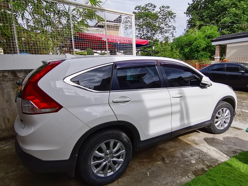 Honda CR-V • 2013 • 33,000 km 6
