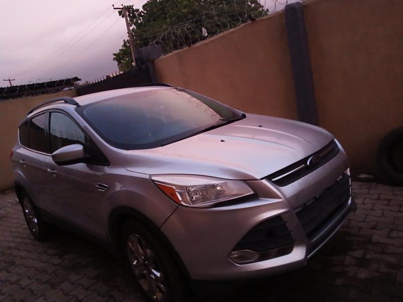 Ford Escape • 2014 • 40,203 km 4
