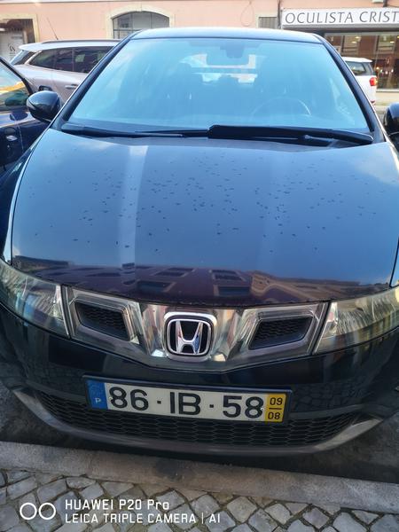 Honda Civic • 2009 • 92,000 km 2