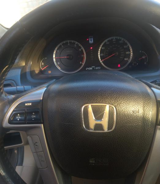 Honda Accord • 2011 • 102,086 km 6