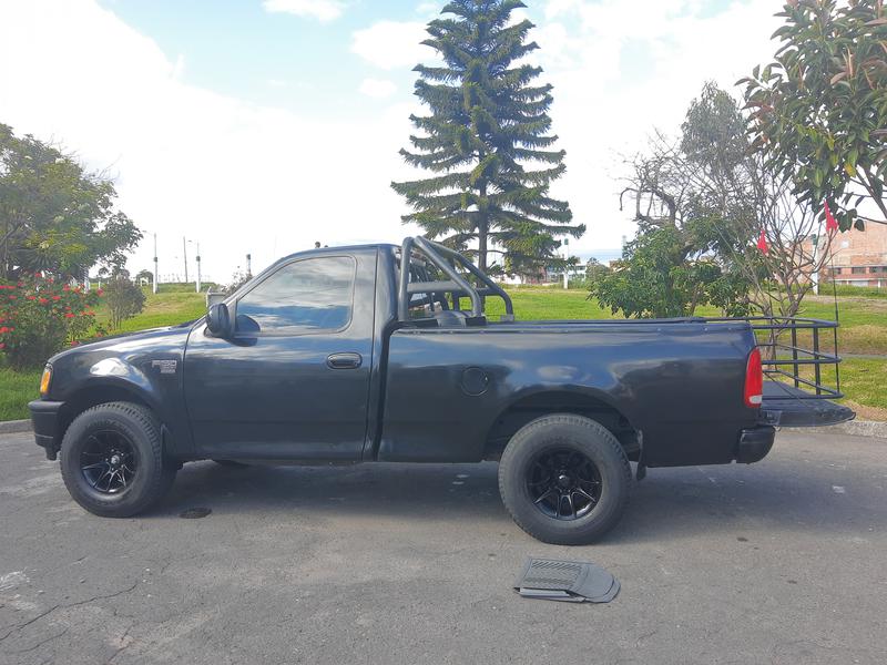 Ford F-150 • 1998 • 15,000 km 1