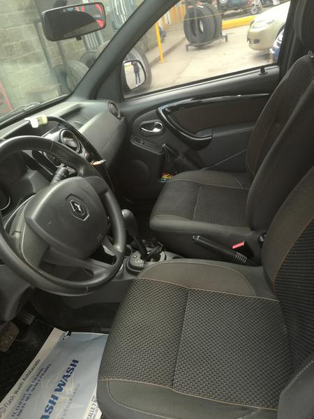 Renault Duster • 2017 • 64,000 km 4