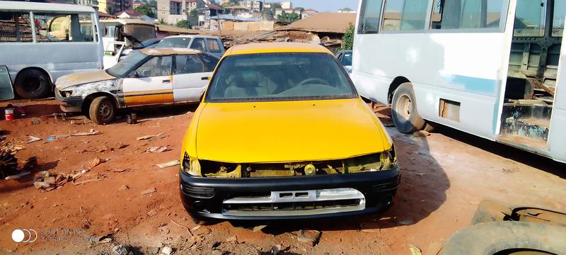 Toyota Corolla • 2013 • 222,000 km 3