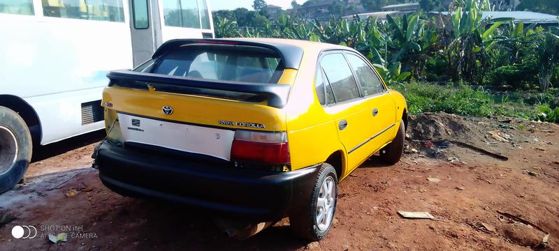 Toyota Corolla • 2013 • 222,000 km 4