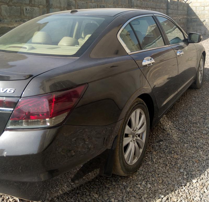Honda Accord • 2011 • 102,086 km 7