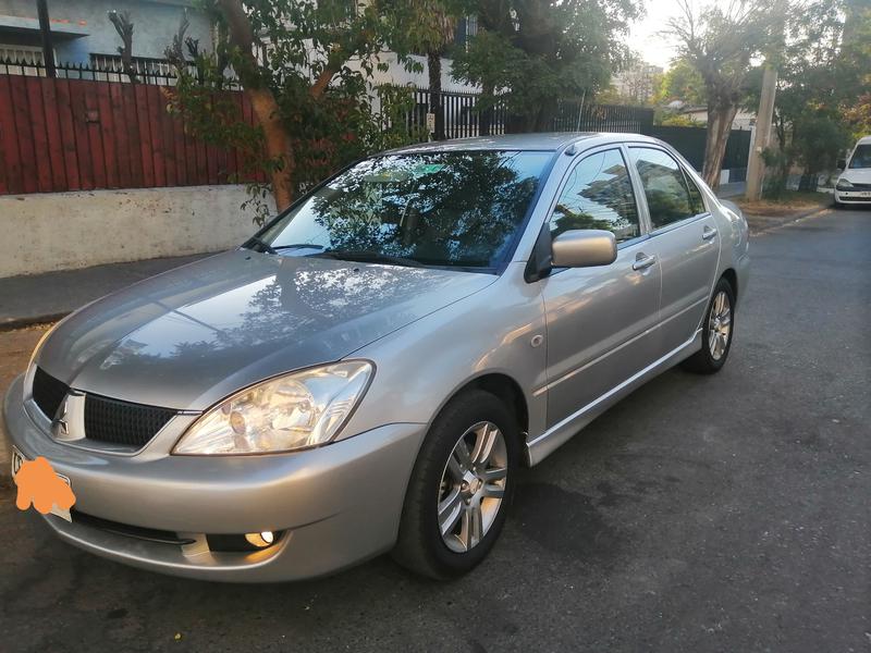 Mitsubishi Lancer • 2011 • 182,000 km 7