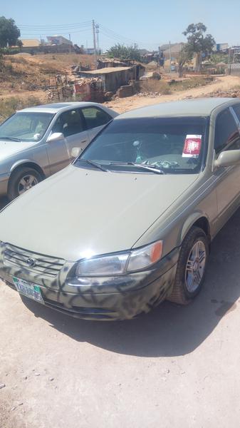 Toyota Camry • 2018 • 550,000 km 4