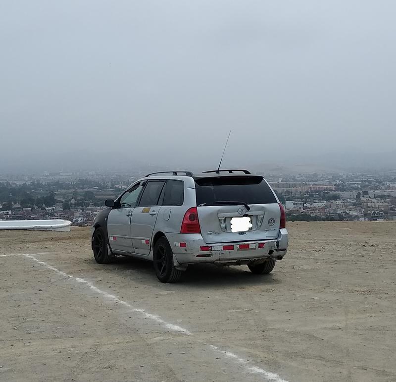 Toyota Corolla XLI • 2005 • 250,000 km 3